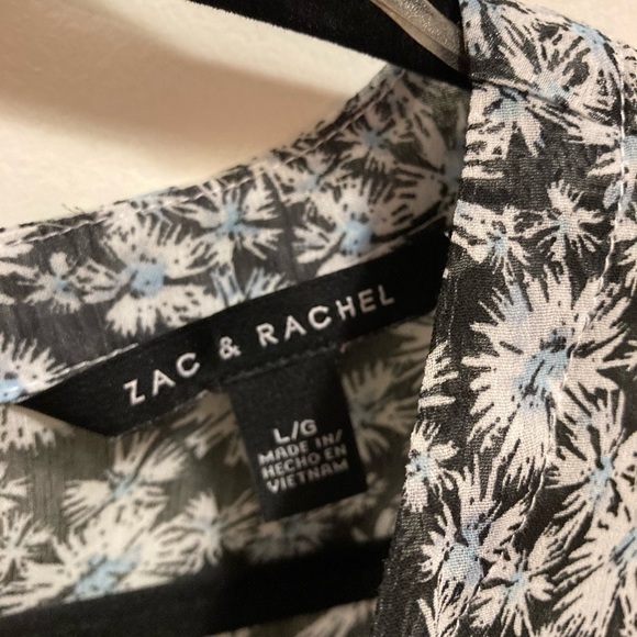zac & Rachel patterned sheer blouse. - Picture 2 of 6